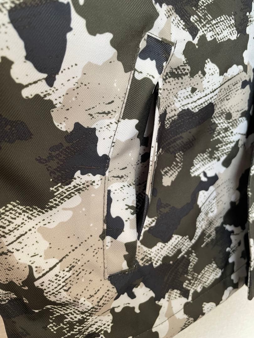 【新品タグ付き】スキーウェア 150