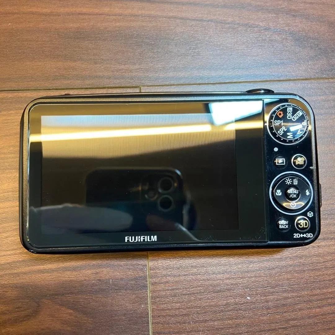 富士フィルム FinePix リアル 3D W3デジタルカメラ 4925