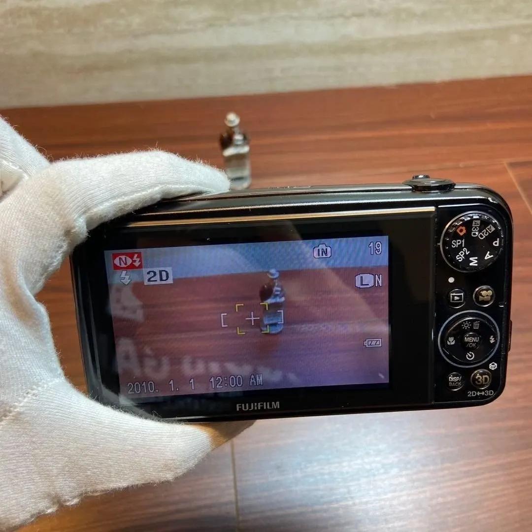 富士フィルム FinePix リアル 3D W3デジタルカメラ 4925