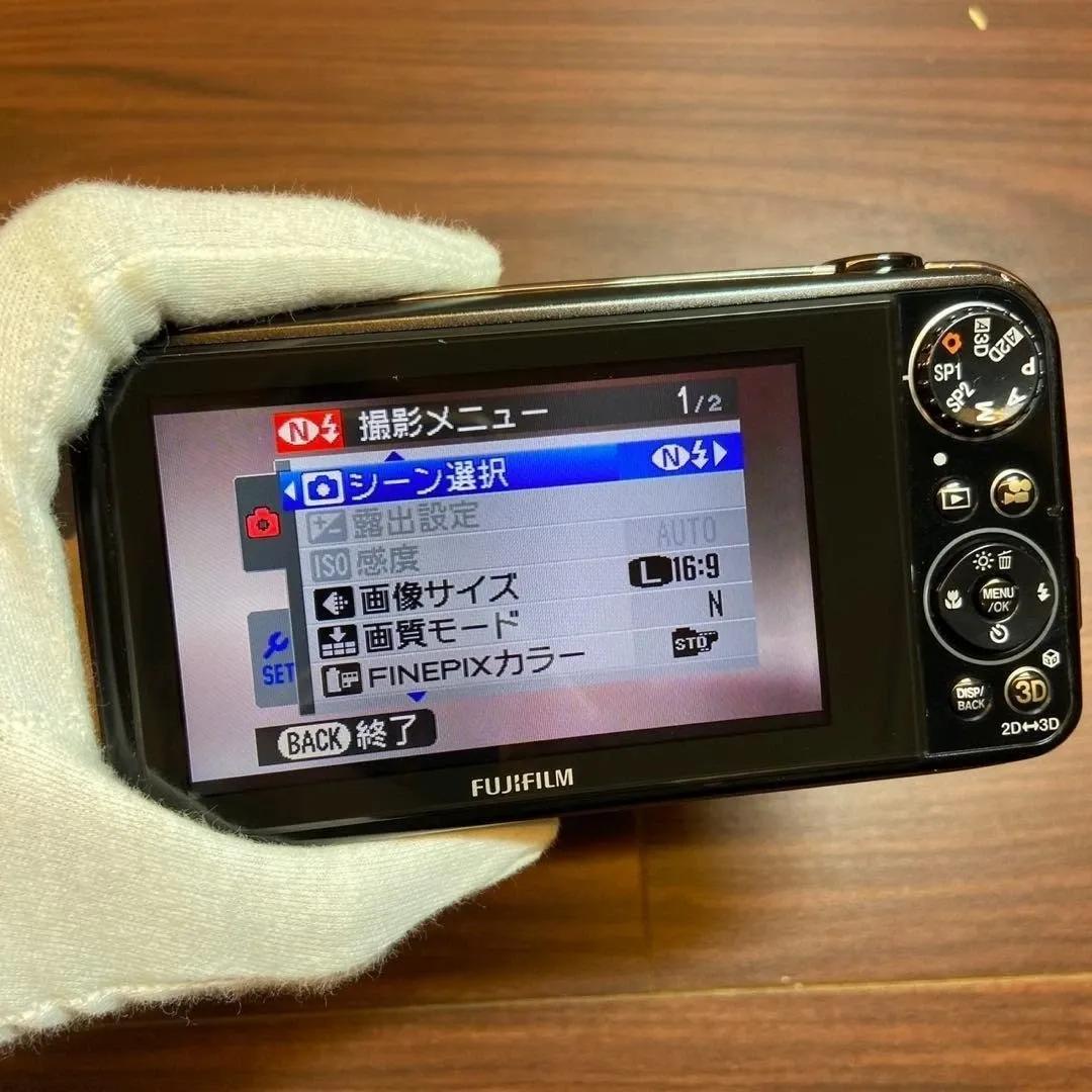 富士フィルム FinePix リアル 3D W3デジタルカメラ 4925