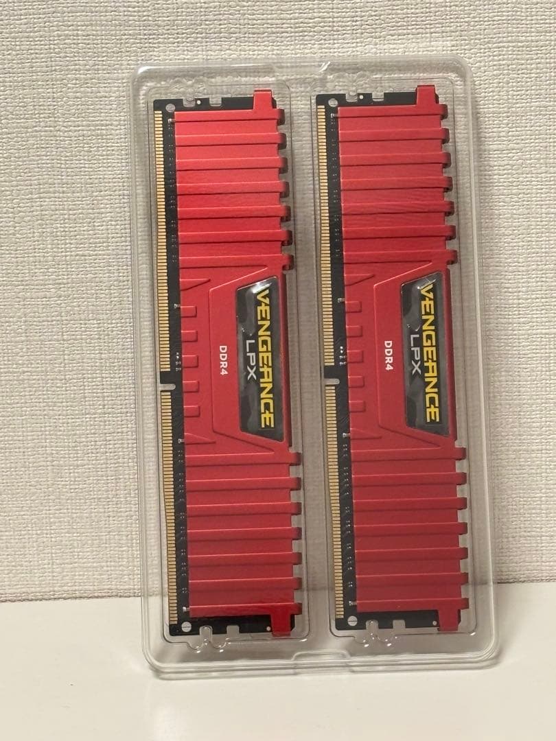 メモリー CORSAIR VENGEANCE LPX DDR4 16GB (2x8GB)