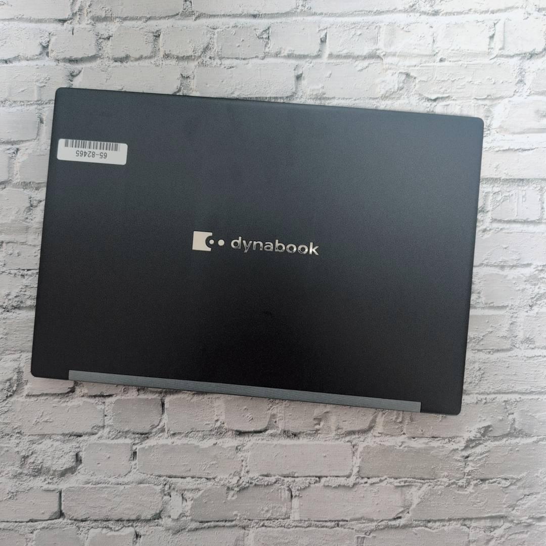 良品★Dynabook/11世代/薄型軽量/888g/8GB/Win11