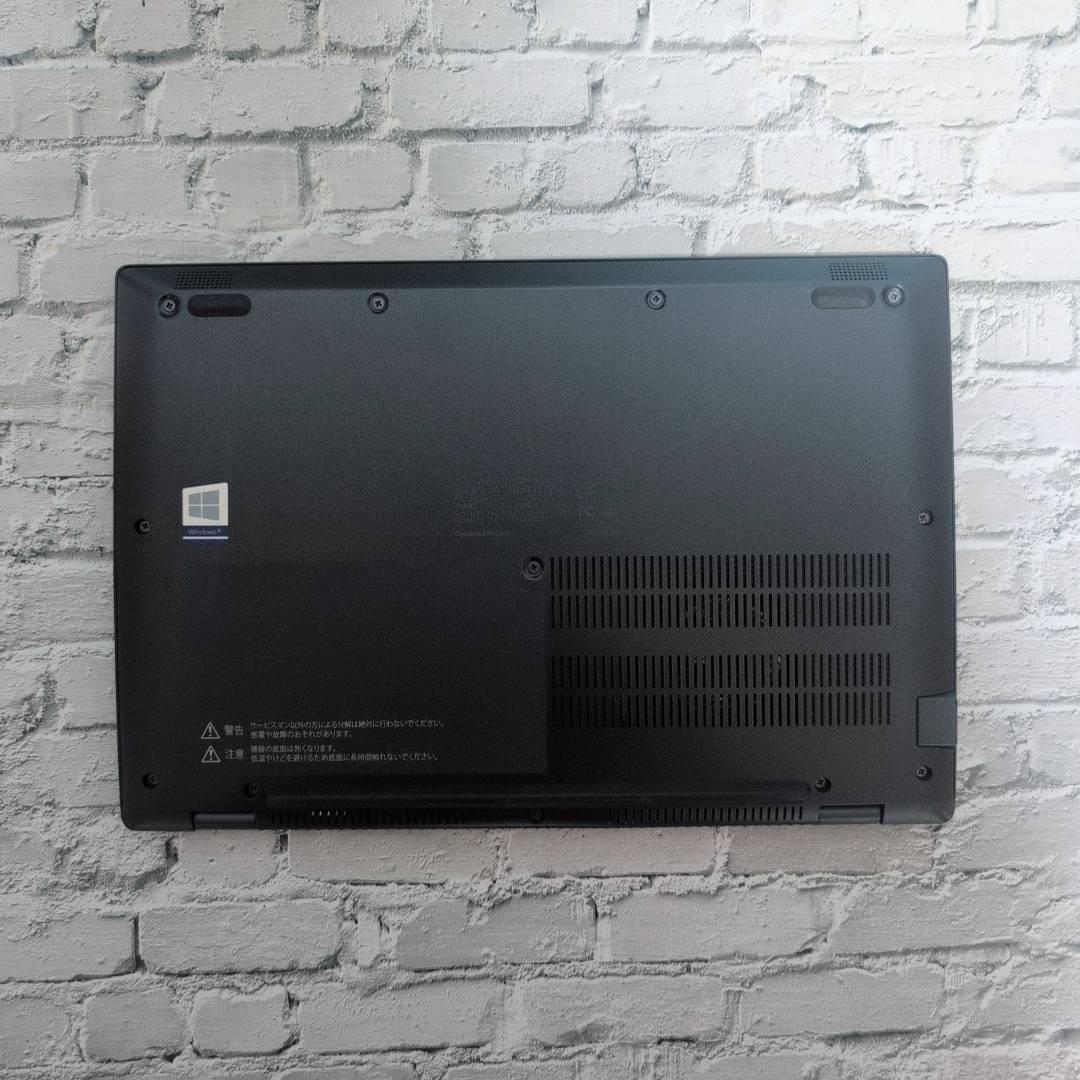 良品★Dynabook/11世代/薄型軽量/888g/8GB/Win11