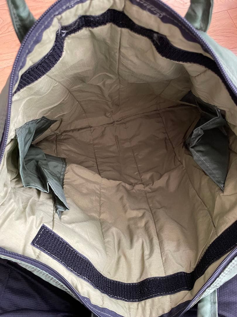 ヘルメットバッグ