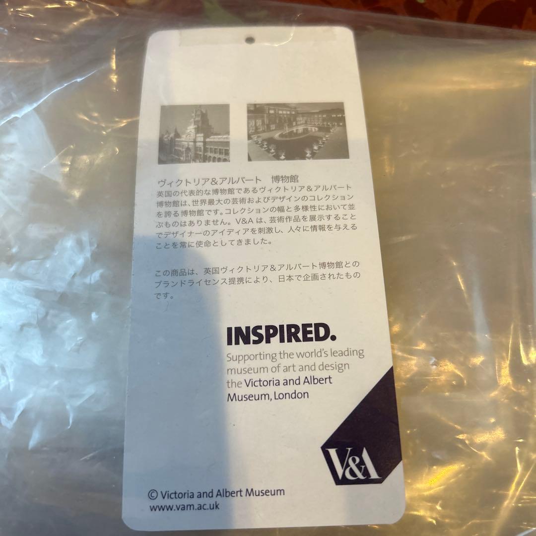 キルティングベッドカバー　　ウィリアムモリス