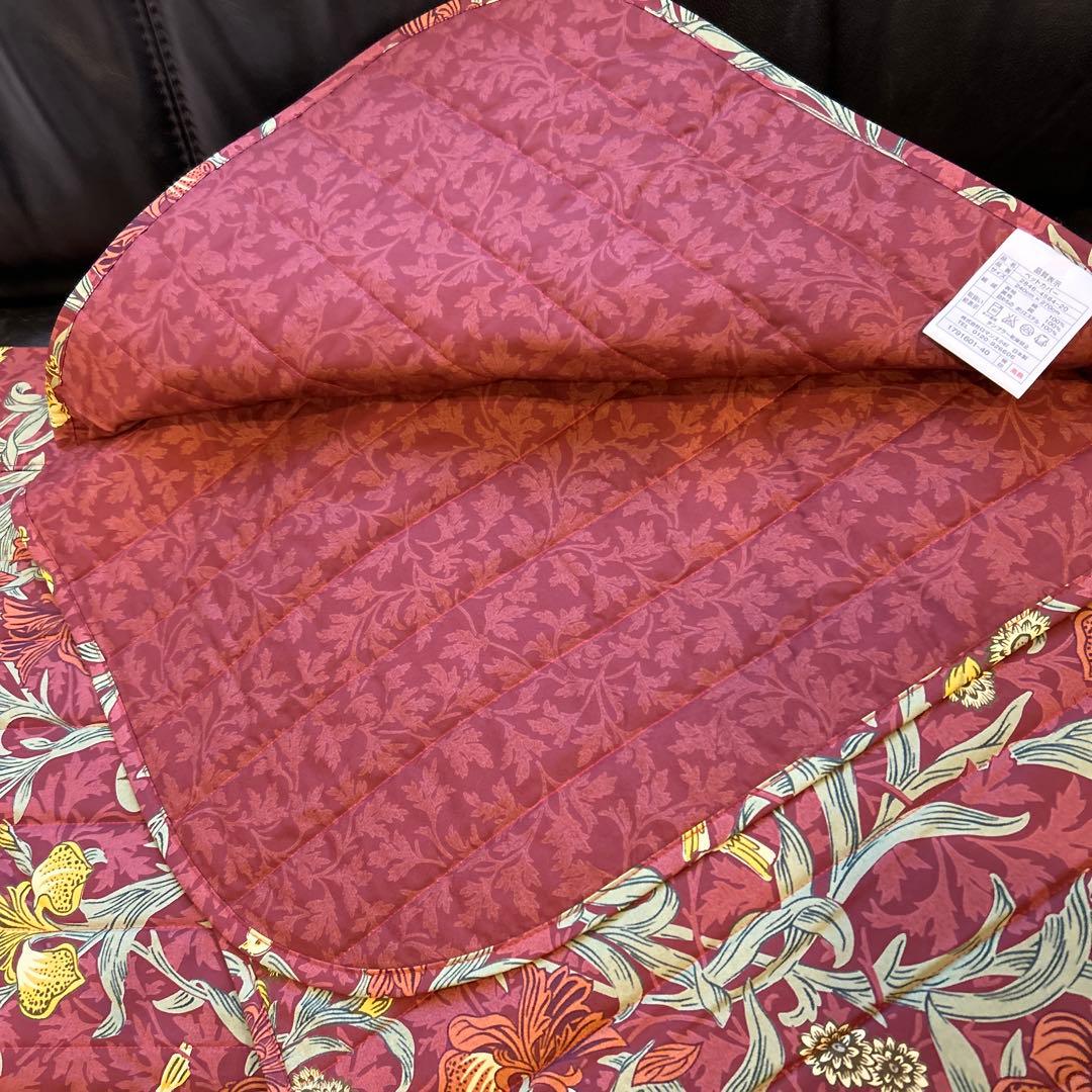 キルティングベッドカバー　　ウィリアムモリス