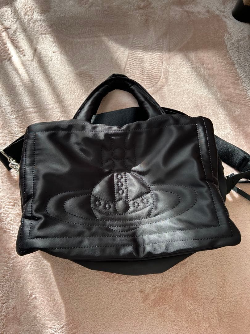 ヴィヴィアンウエストウッド　ナイロンショルダーバック