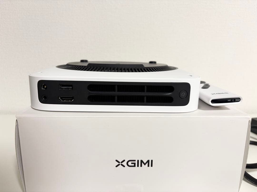 【美品】XGIMI Elfin プロジェクター 本体 箱有り 付属品あり