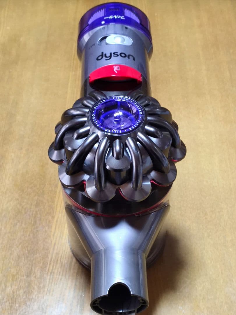 ダイソンV8 SV10K掃除機＋マキタ18vアダプターセット 分解清掃済み動作品