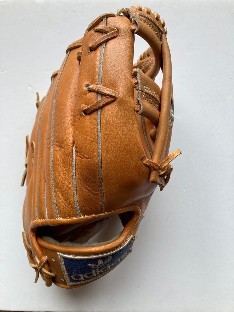 O*8様 adidas硬式用グラブ　内野手用
