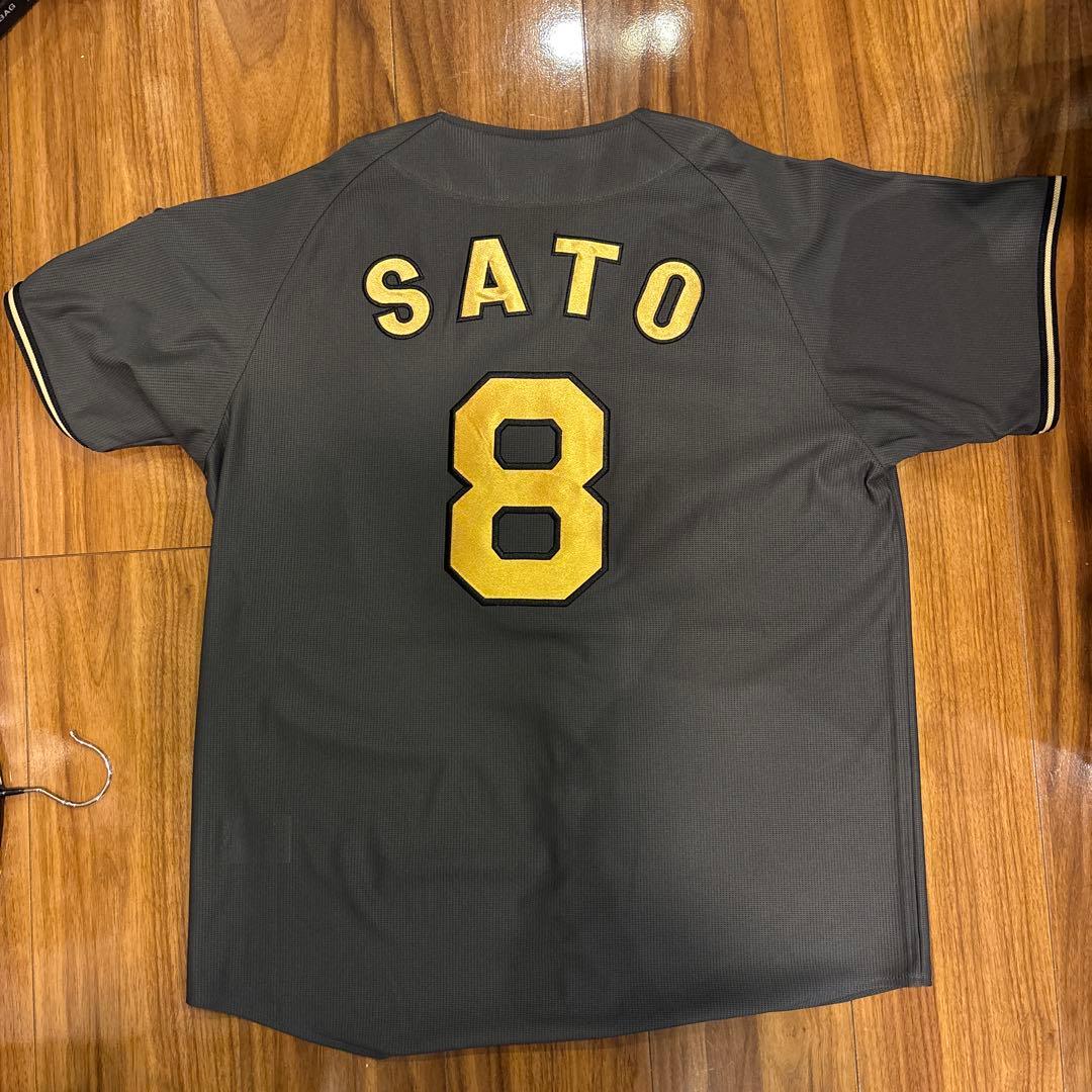 阪神 佐藤輝明 B-LUCK DYNAMITE レプリカユニフォーム M