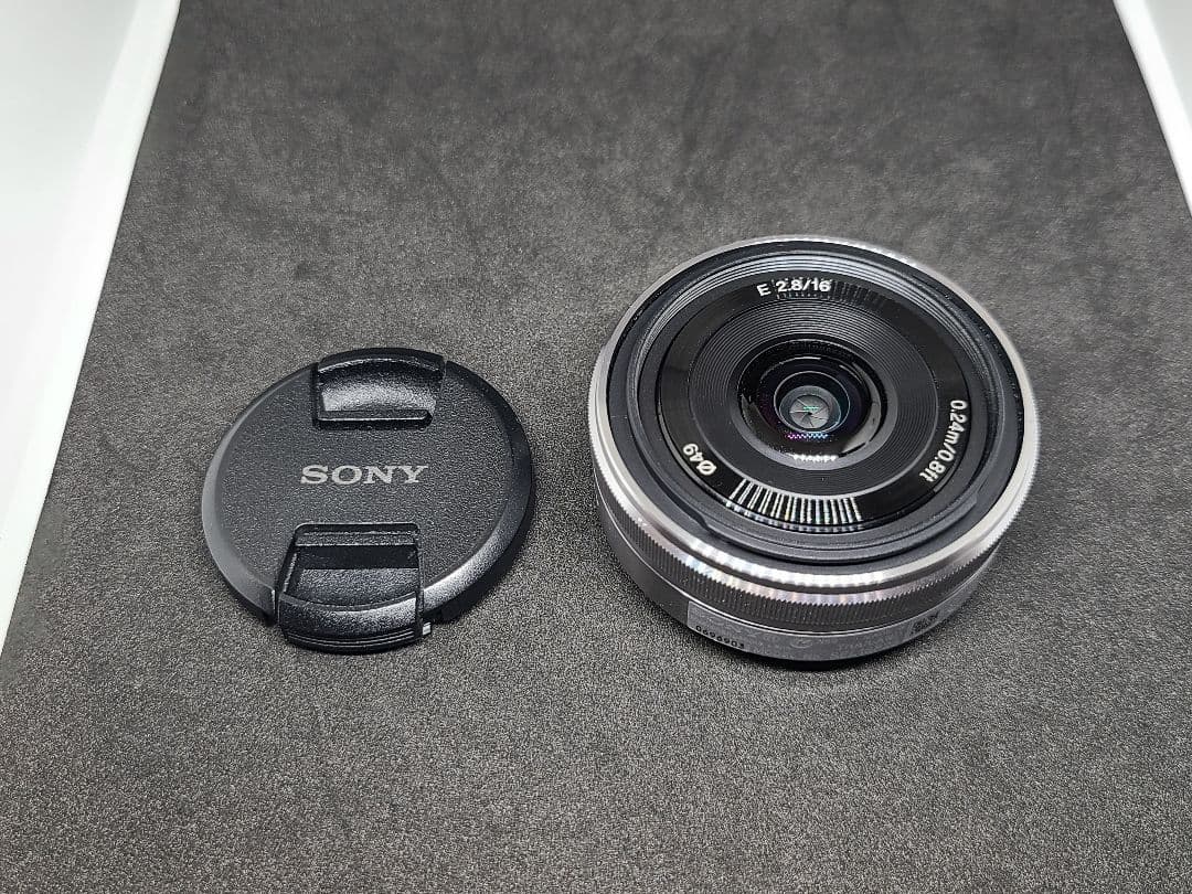 SONY ソニー E 16mm F2.8 SEL16F28 シルバー