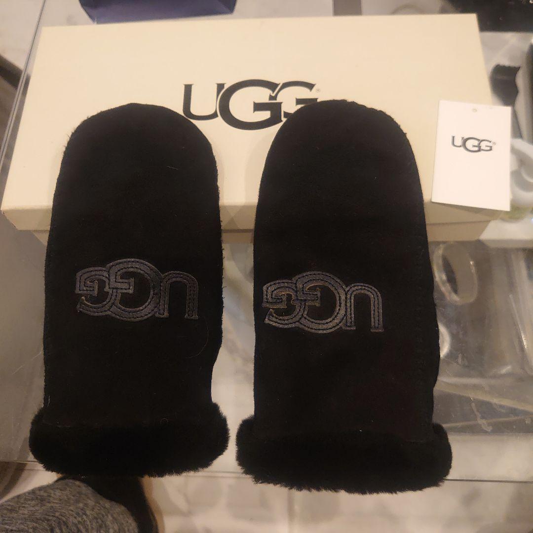 UGG ブラック ミトン 手袋