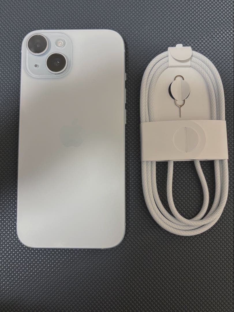 【美品】Apple iPhone 15 本体