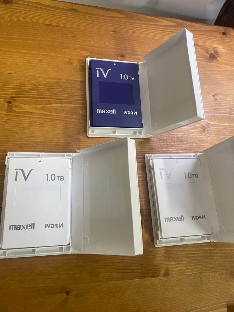 maxell IVD341 1.0TB カセットハードディスク　3個セット