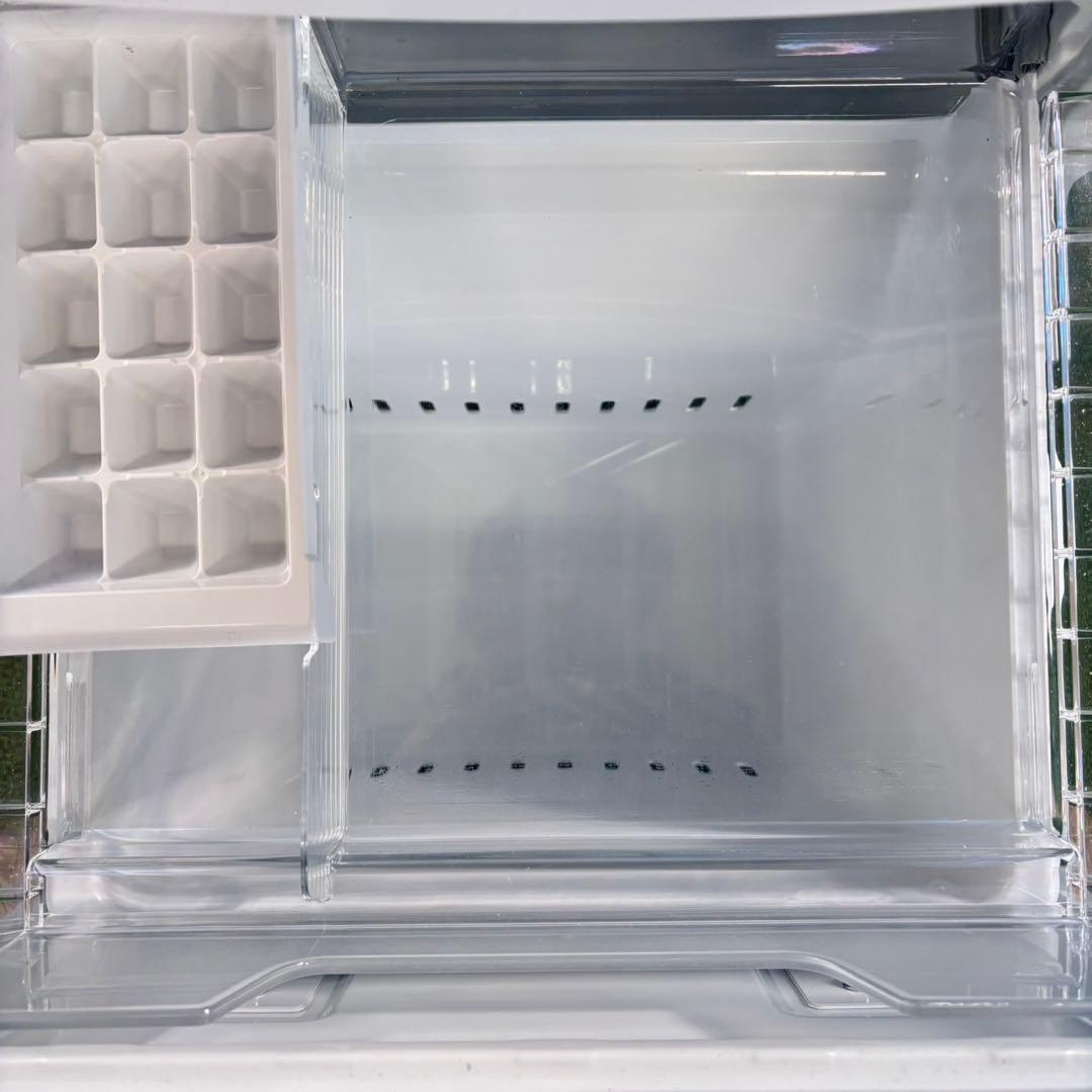 730 東芝　冷蔵庫　小型　一人暮らし　100L〜200L 洗濯機も有　極美品