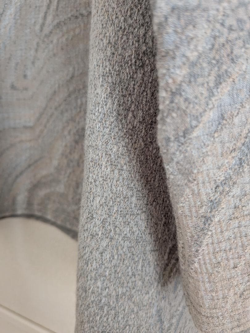 2023　ババグーリ　綿ウール　メノウ柄のゆったりプルオーバー　ヨーガンレール