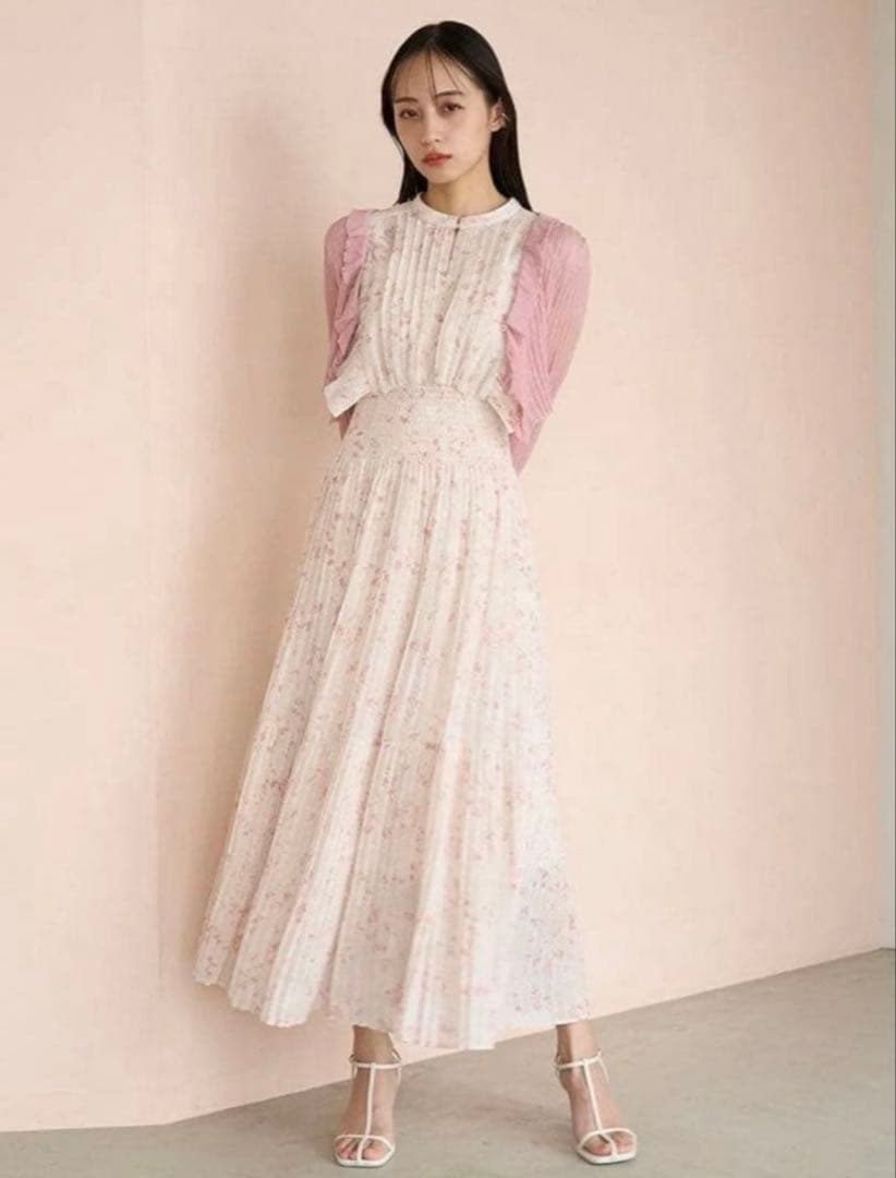 SNIDEL 　フリルワンピース　ピンク