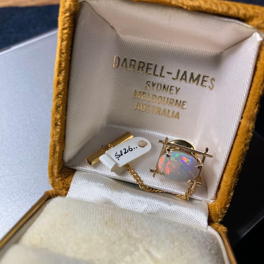 (=^▽^)σ現地でk18(18金)の金具で製作したオパールタイピン