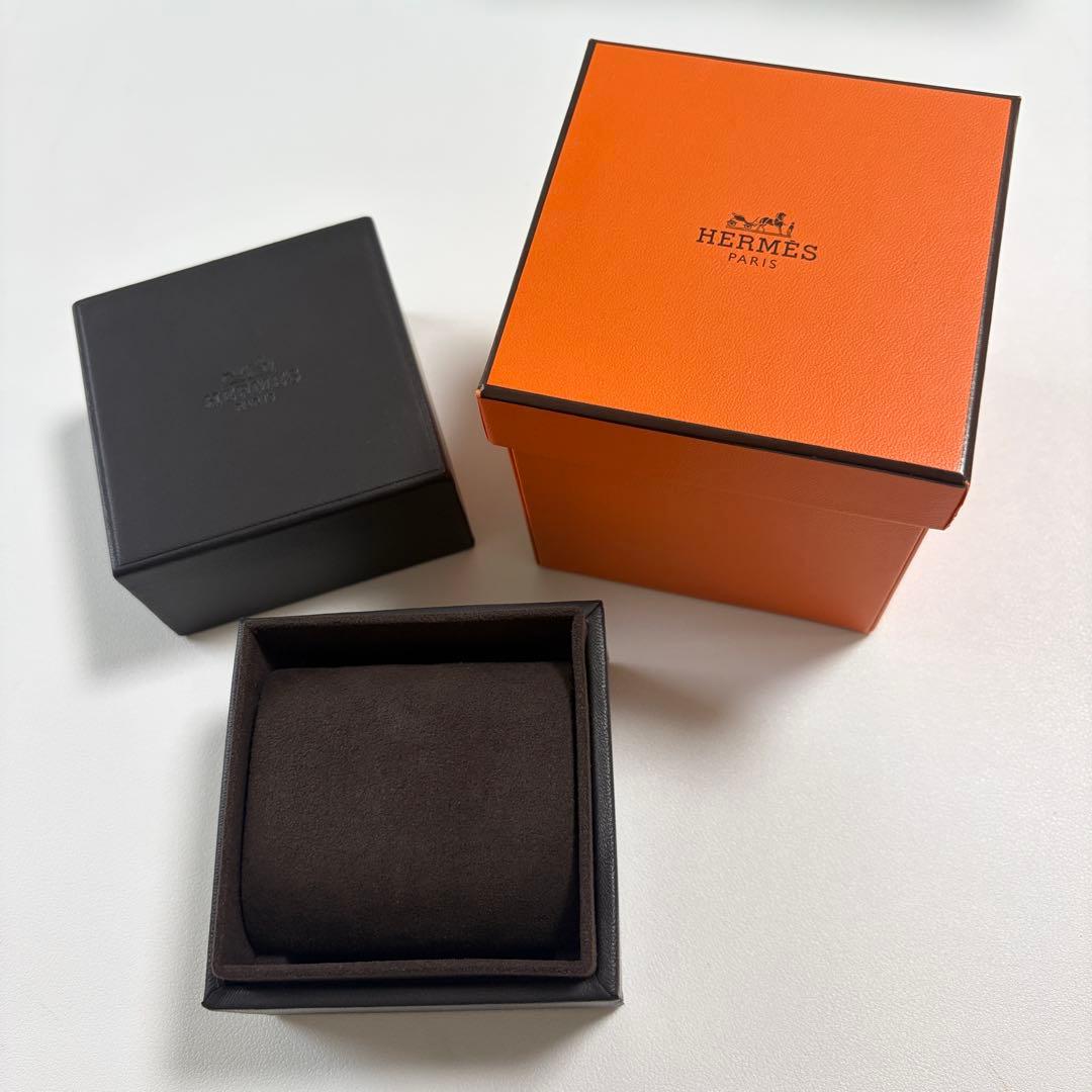 美品　エルメス シェーヌダンクル ブレスレットケース　空箱　レザー調