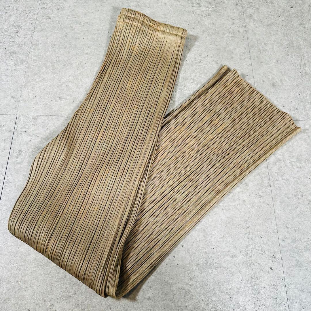 美品 プリーツプリーズ プリーツ加工 プリーツパンツ イッセイミヤケ ベージュ