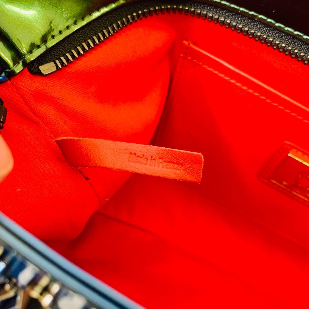 【専用】美品　クリスチャン・ルブタンルビポッシュクラッチバッグ