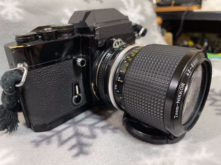 Nikon Nikomat EL 35mm フィルム一眼レフカメラ＋レンズ