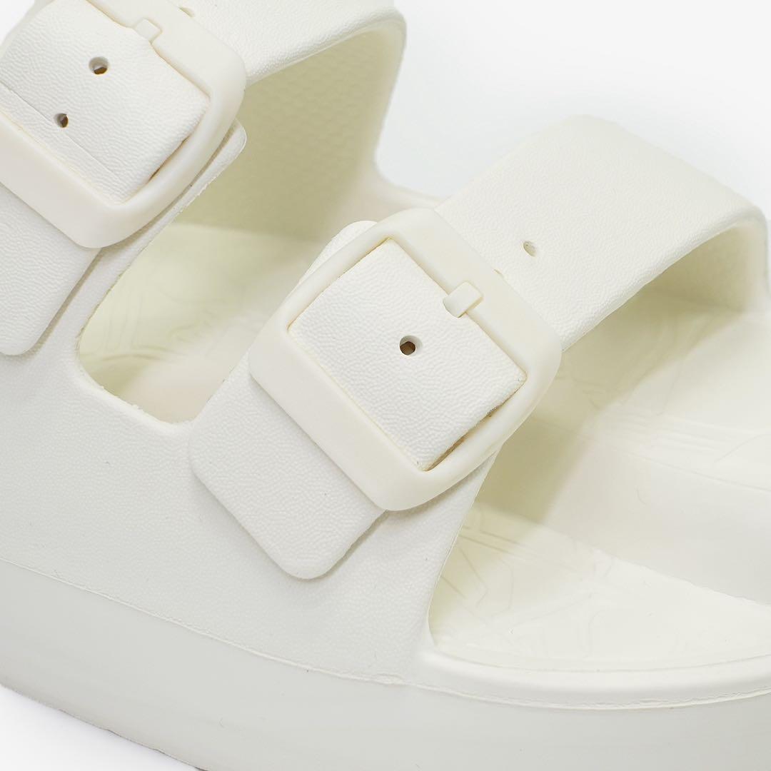 ラクバキ racbaki イージーサンダル ラップ　ホワイト　Sサイズ