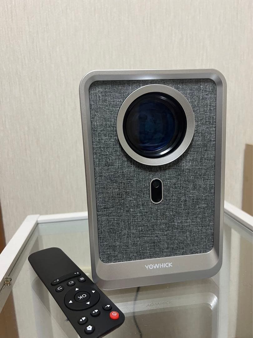 プロジェクター