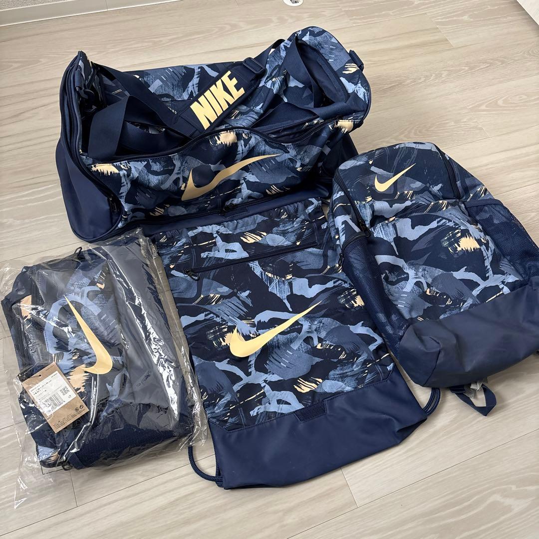 希少カラー　 廃盤品　ナイキ　バッグセット