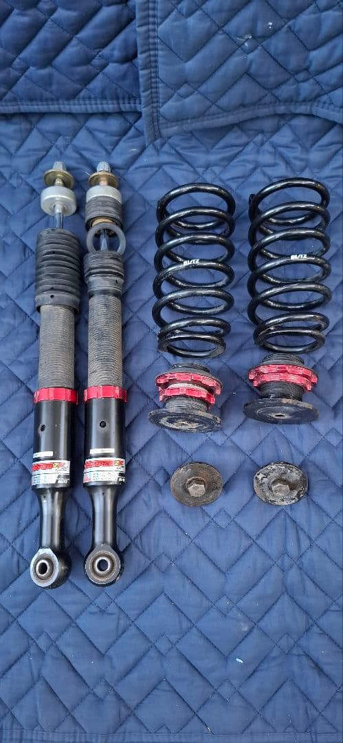 BLITZ DAMPER ZZ-R 車高調 L275　l375リアのみ出品