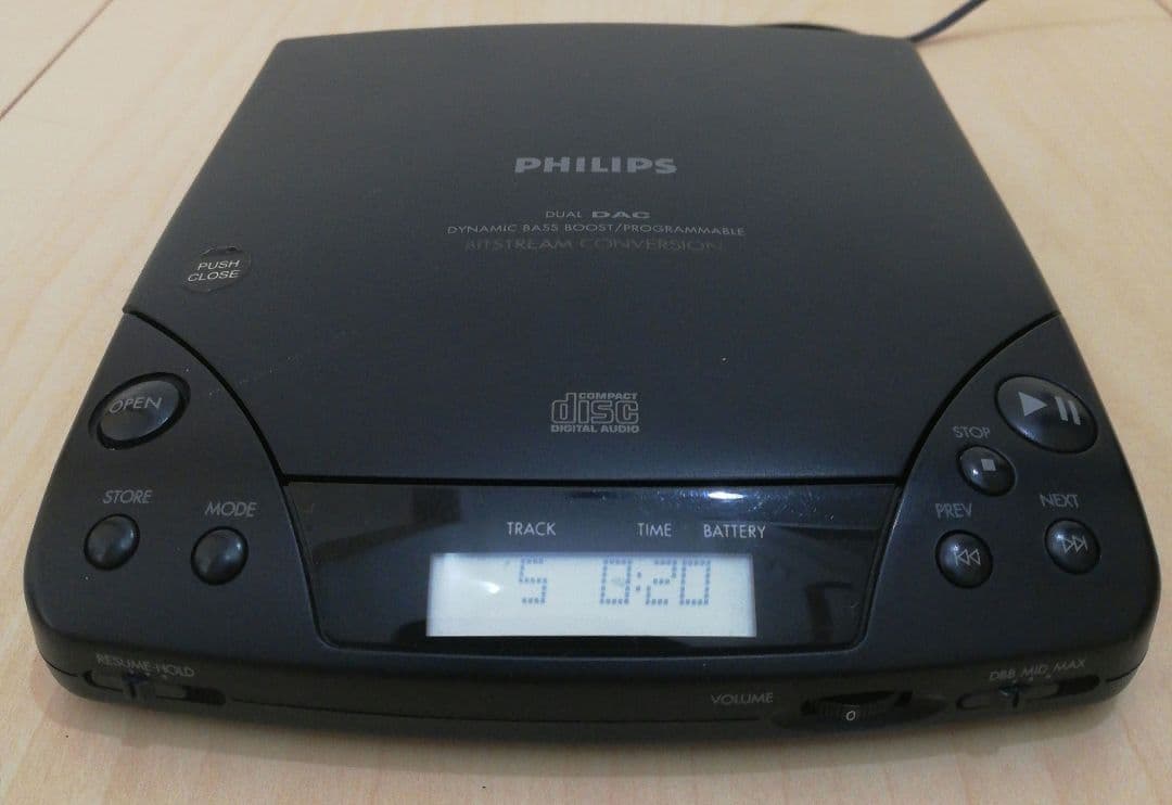 PHILIPS ポータブルCDプレーヤー AZ6821