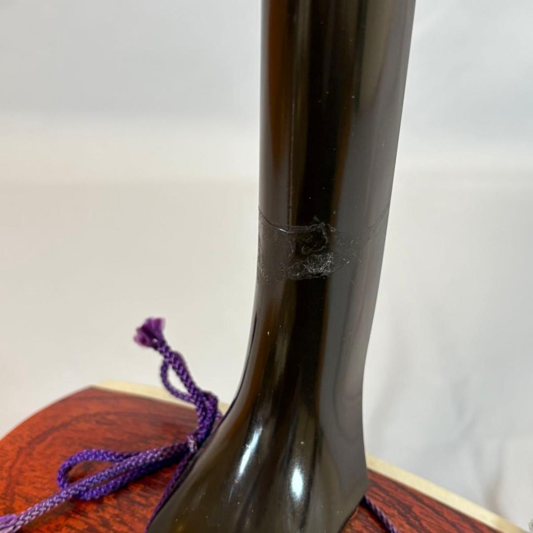 三味線　中棹（太さ2.6cm）　破れなし　駒・撥・弦・指掛付属