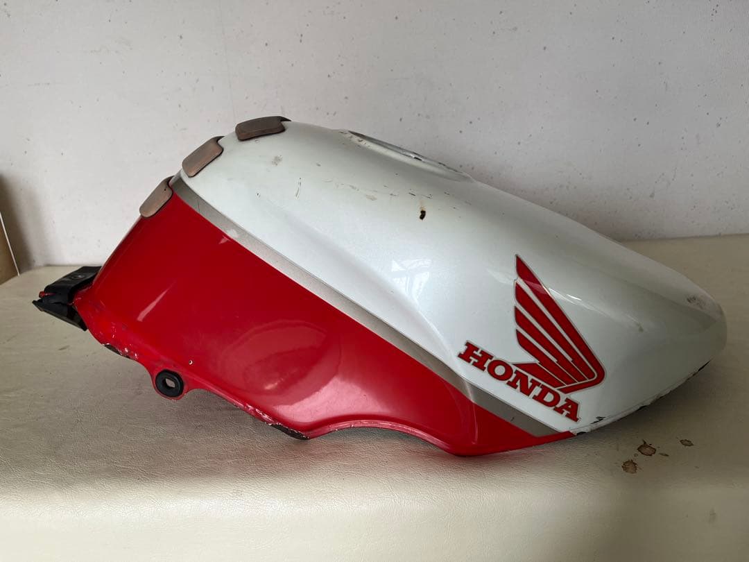 CBR400RR NC23 タンク　凹み無し