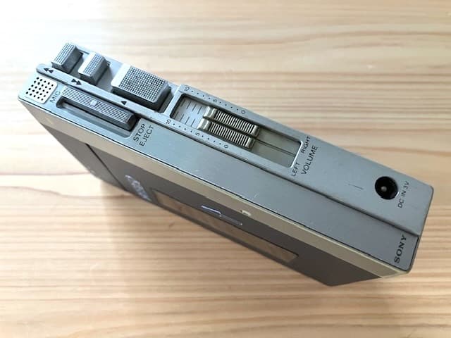 唯斗 高音質 整備済完全動作品 SONY TPS-L2 新品ヘッドホン付