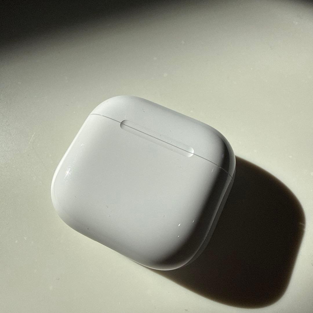 AirPods4 本体 ホワイト