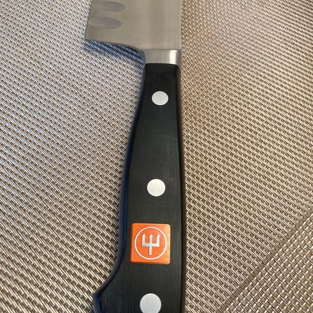 未使用WUSTHOF 包丁4183/17㎝クラッシック三徳庖丁 (筋入)半額以下