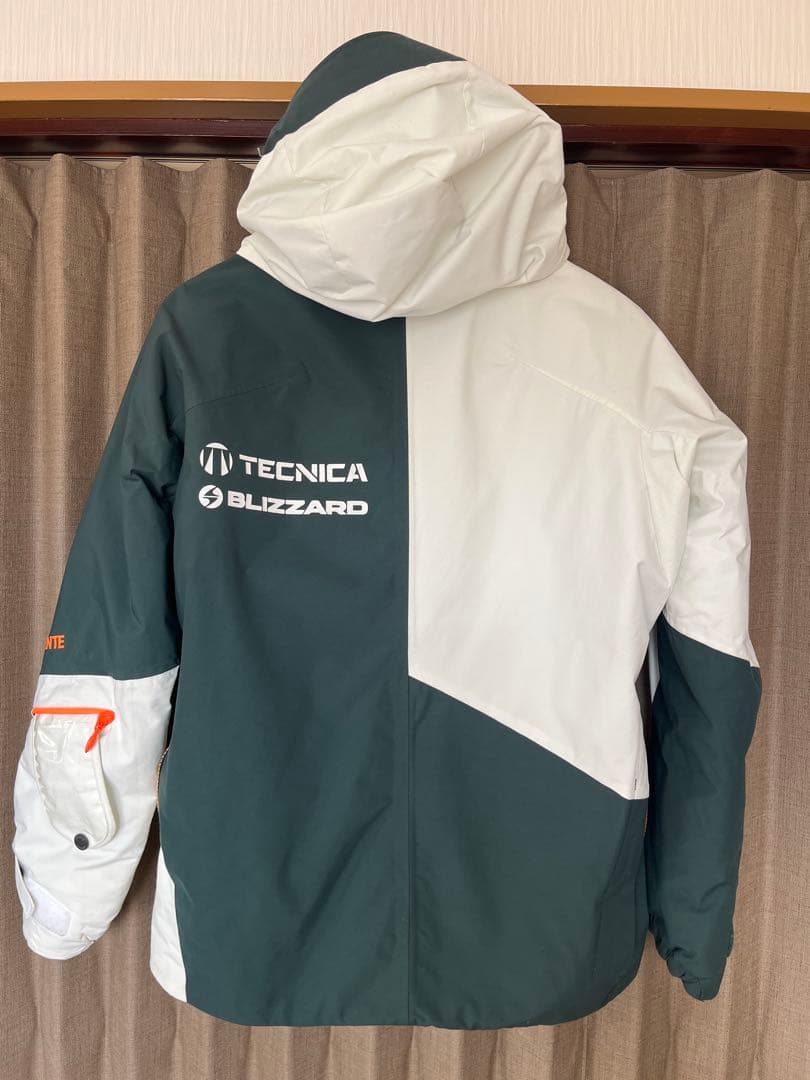 DESCENTE スキーウェア　上下SSサイズ