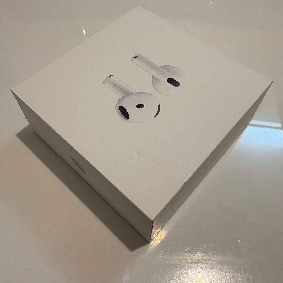 未開封 Apple AirPods 4 本体 新品