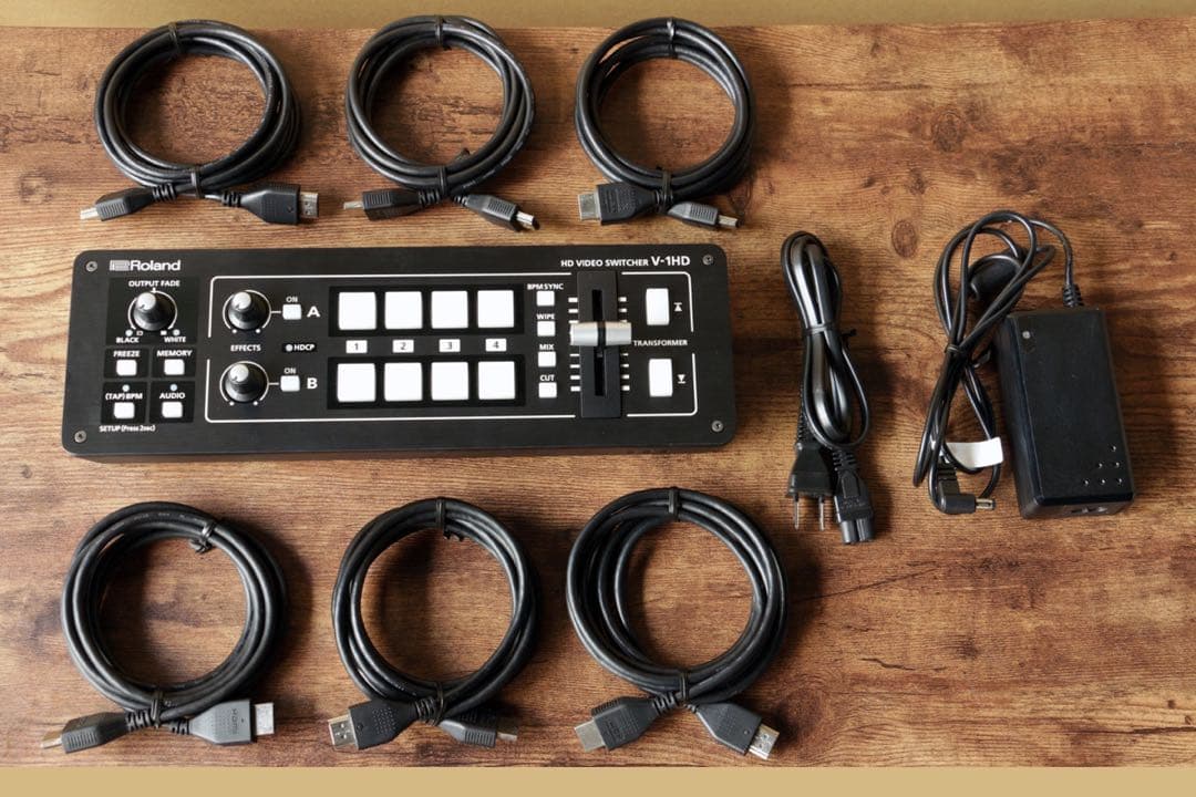 その他 Roland V-1HD