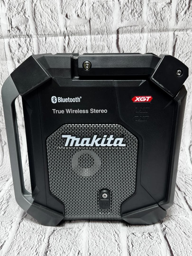 美品　マキタ充電式ラジオ MR005G　ブラック　ｗ12625-1106-⑦