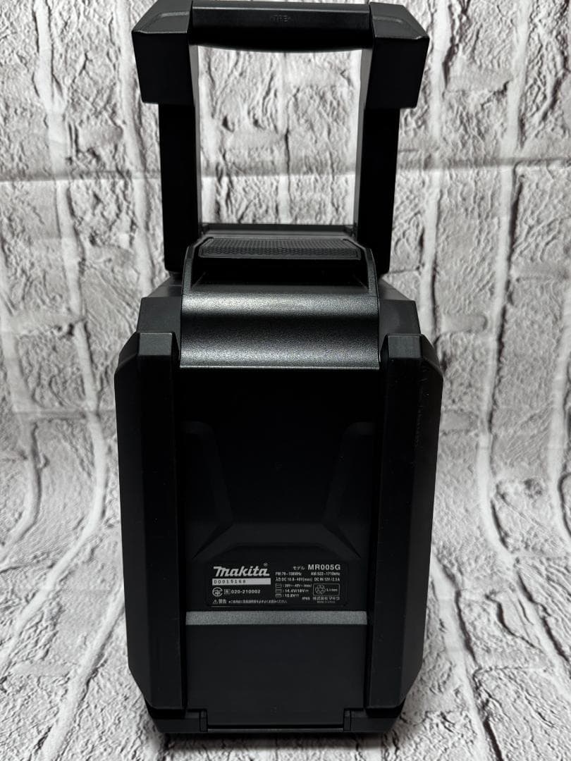美品　マキタ充電式ラジオ MR005G　ブラック　ｗ12625-1106-⑦