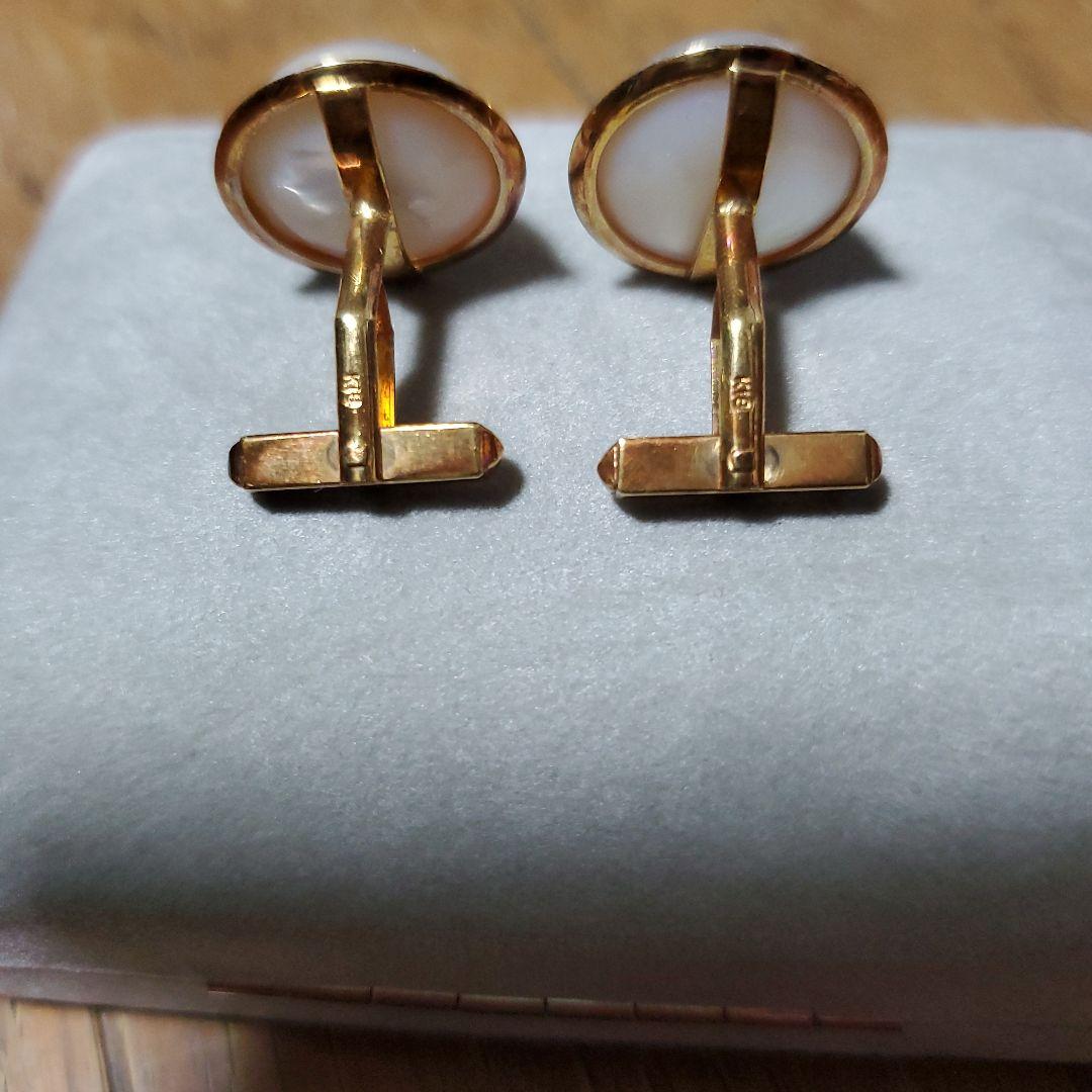 18金と真珠のカフスボタン