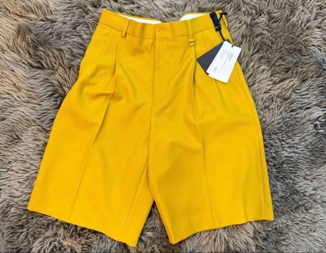 【タグ付未使用】FENDI フェンディ　ハーフパンツ