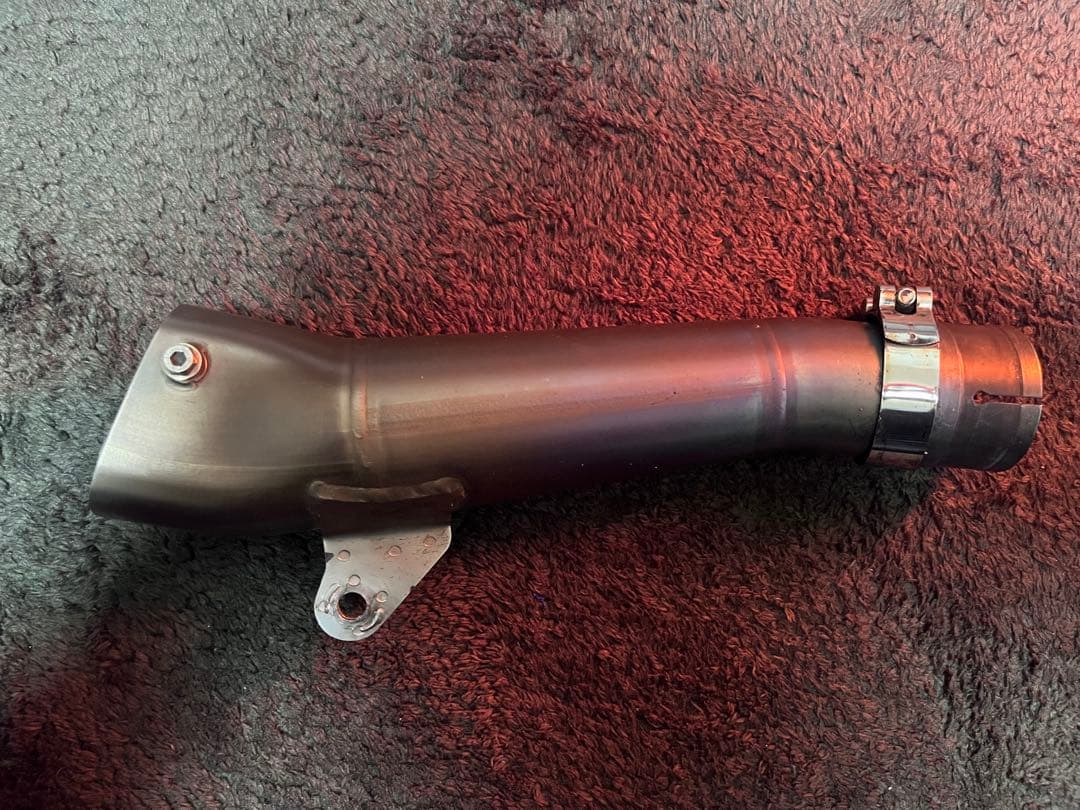 4*4様 Akrapovic マフラー