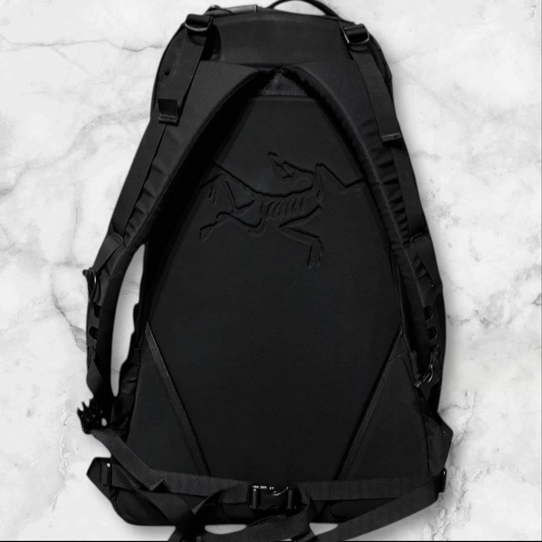 ARC'TERYX アークテリクス アロー22 リュック ブラック メンズ