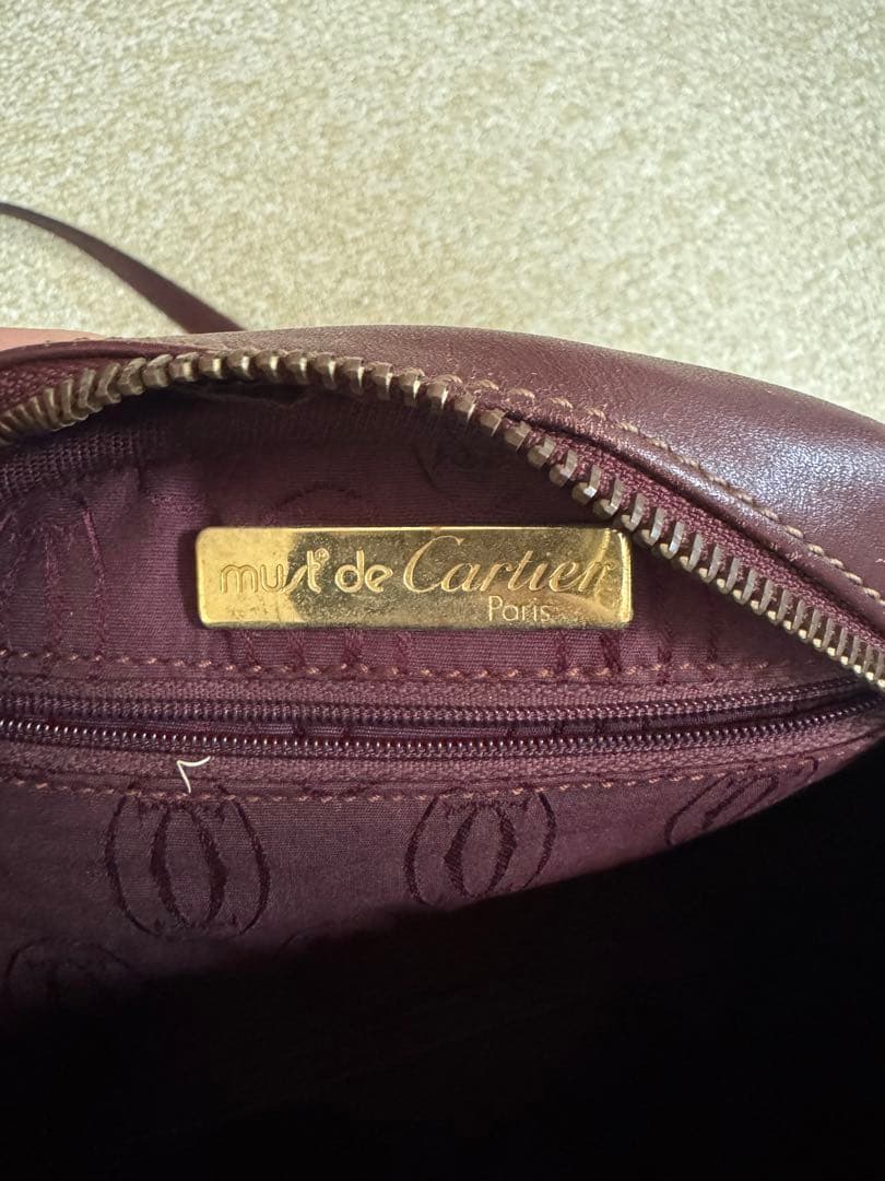 カルティエ ヴィンテージ マストライン ロゴ レザー ミニ ショルダーバッグ