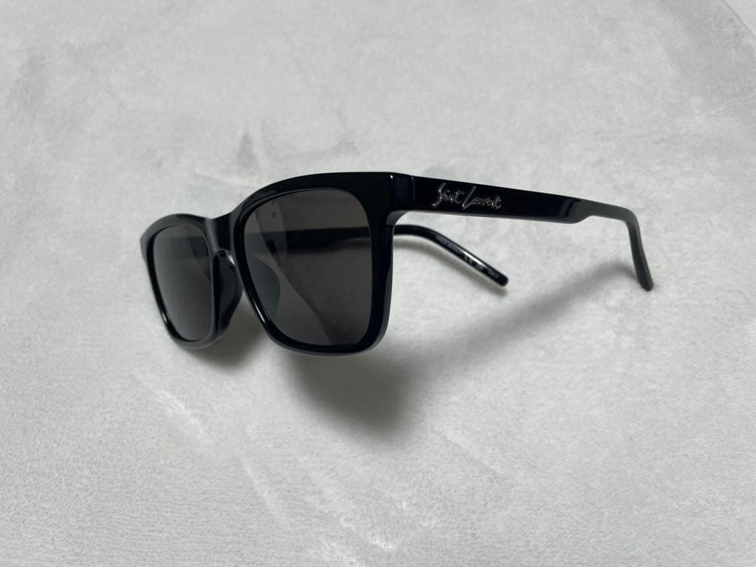 Saint Laurent サングラス ブラック