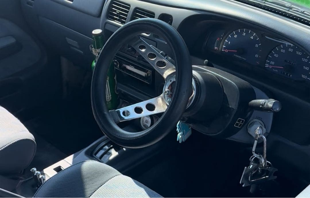 MOONEYESステアリング