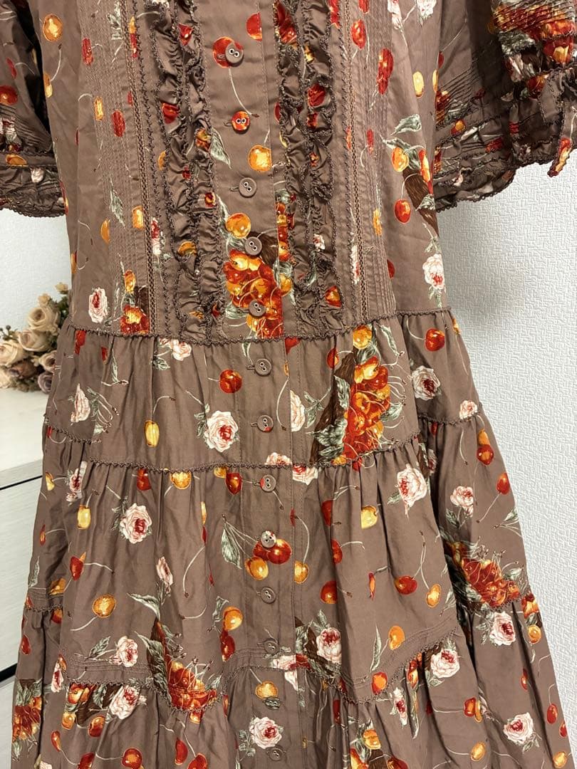 極美品✨PINKHOUSEチェリーカゴ柄ロングワンピース 半袖 ブラウン系